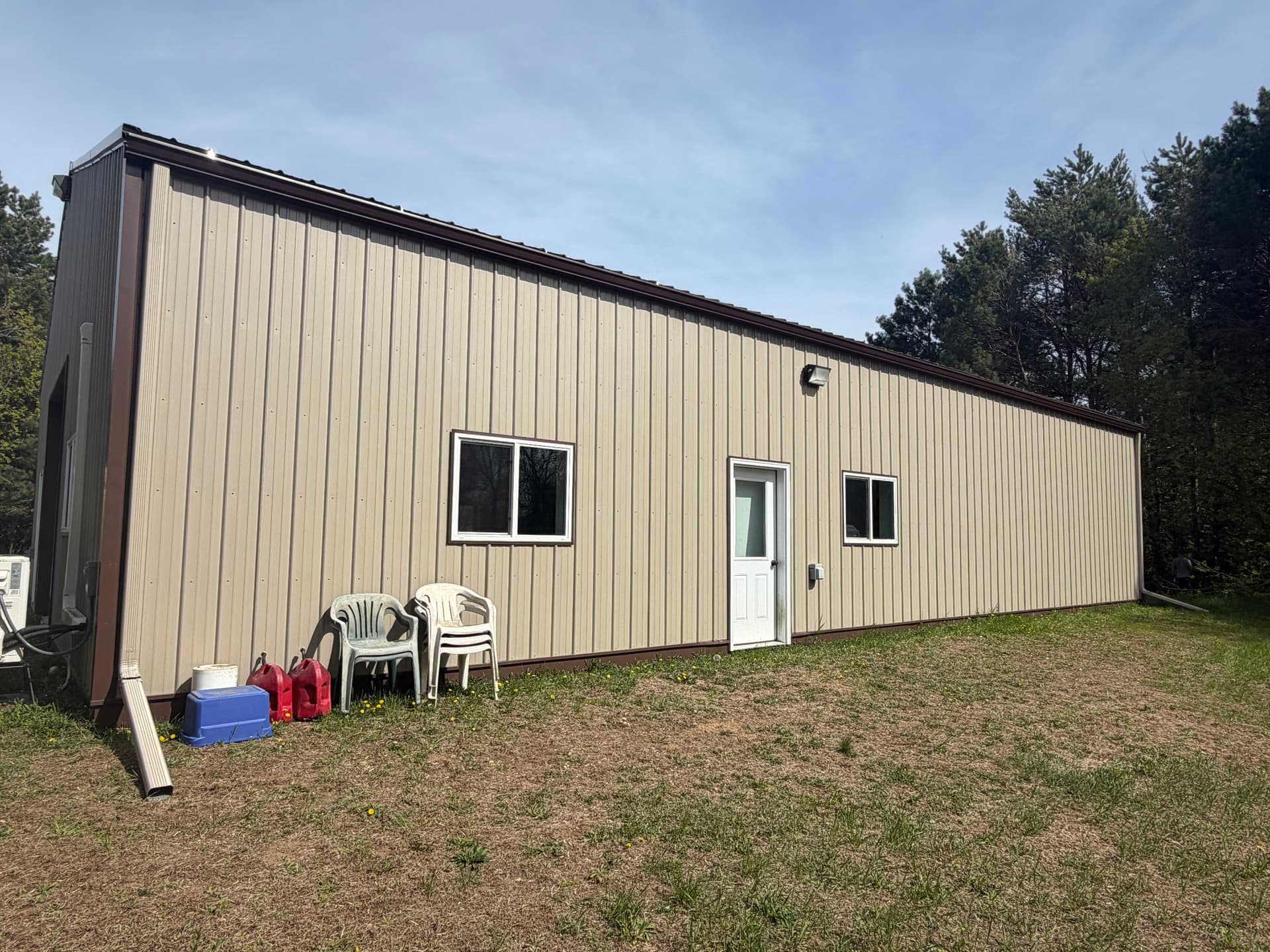 Gallery photos for Why Your Pole Shed Needs Gutters Before Winter Hits: Image #3
