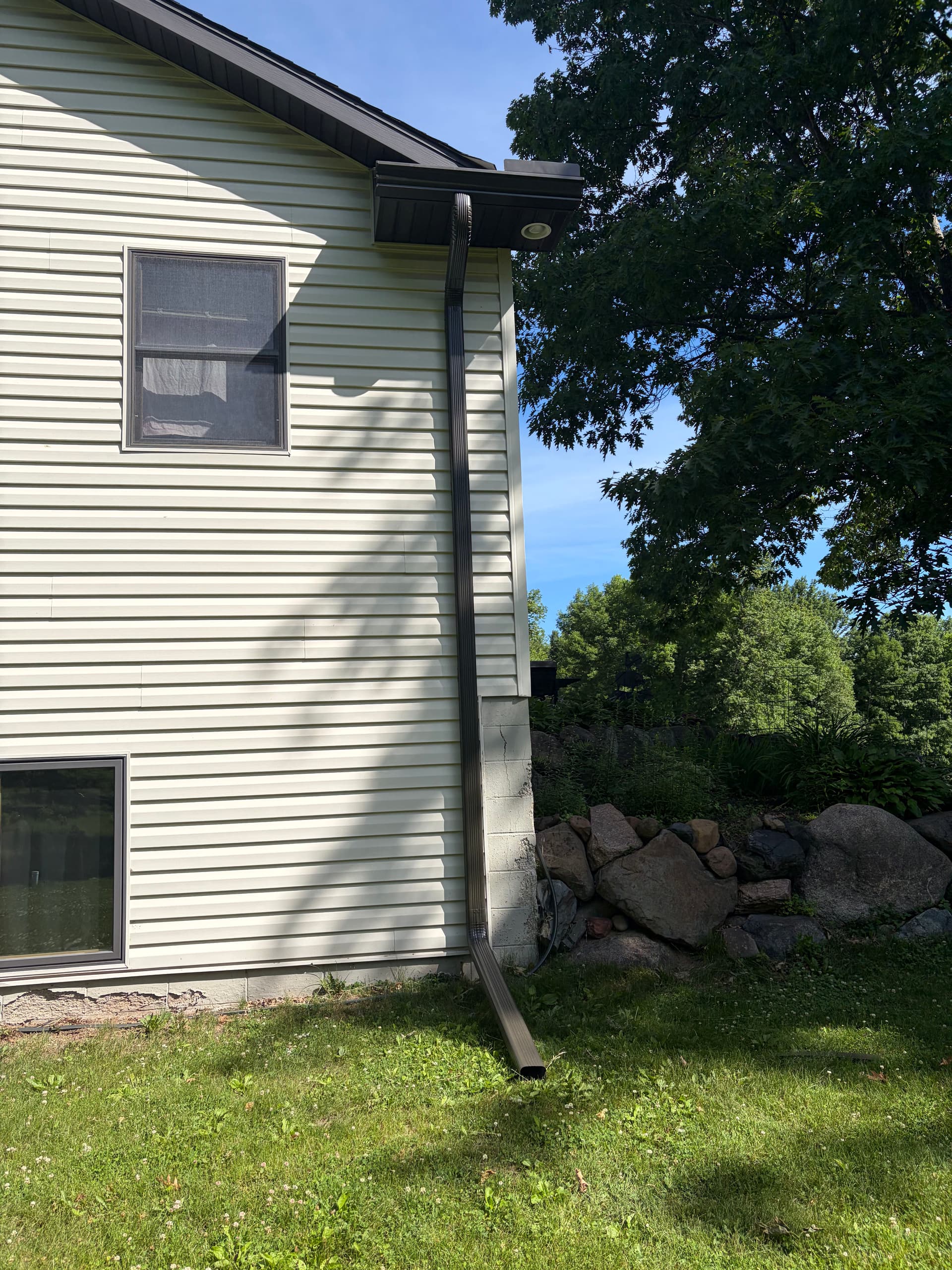 Gallery photos for 6-Inch Gutter and 3x4 Downspout Installation Done Right: Image #3